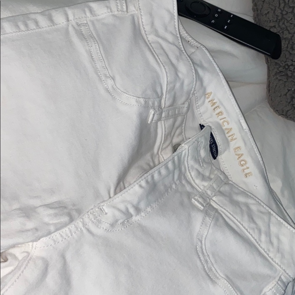 White American Eagle Jeans